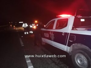 Un muerto y un herido al chocar motocicleta contra un vehículo en Mapastepec