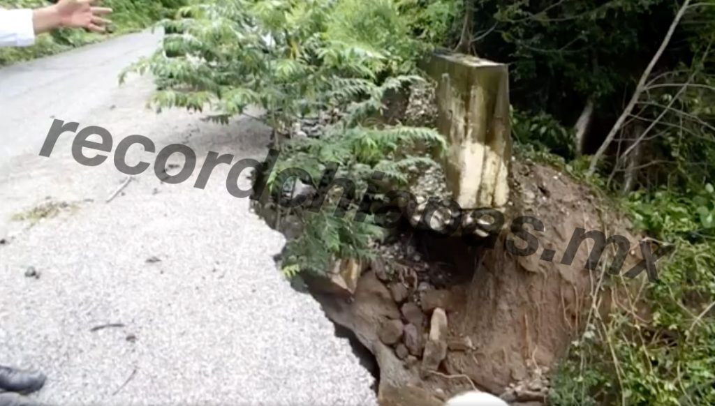 Caminos y puentes comunitarios de Pijijiapan “a punto del colapso”