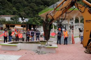 Realizan banderazo de  modernización y construcción del Parque de Pantepec