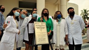 El Ayuntamiento de Tapachula reconoció a los Médicos con emotiva ceremonia