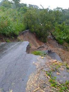 Derrumbe de carretera incomunica Juárez – Ostuacán