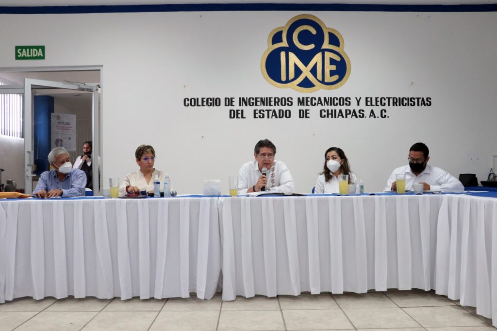 Carlos Morales sostiene reunión de trabajo con el Colegio de Ingenieros Mecánicos y Electricistas