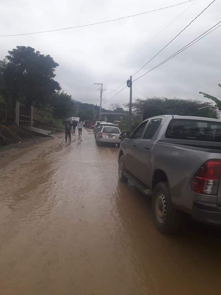 Carretera Simojovel – Bochil intransitable por tramos afectados  