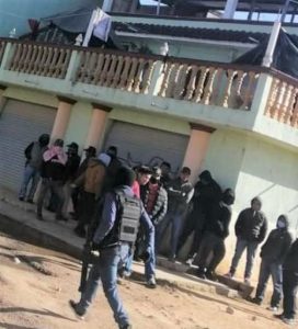 En SCLC transportistas se manifiestan y hacen disparos al aire