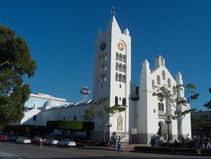 Ante el aumento de casos Covid-19 cierran de nuevo los templos católicos