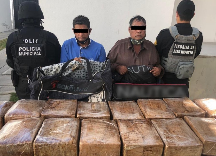 FGE asegura 82 kilogramos de marihuana y detiene a dos implicados por el delito contra la salud, en Tuxtla Gutiérrez