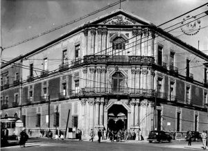 Fundación de la Real y Pontificia Universidad de México.