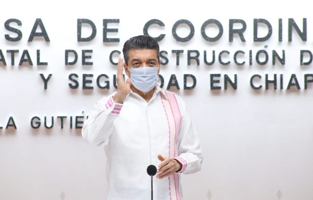 Rutilio Escandón felicita y rinde un aplauso a las enfermeras y los enfermeros en su día