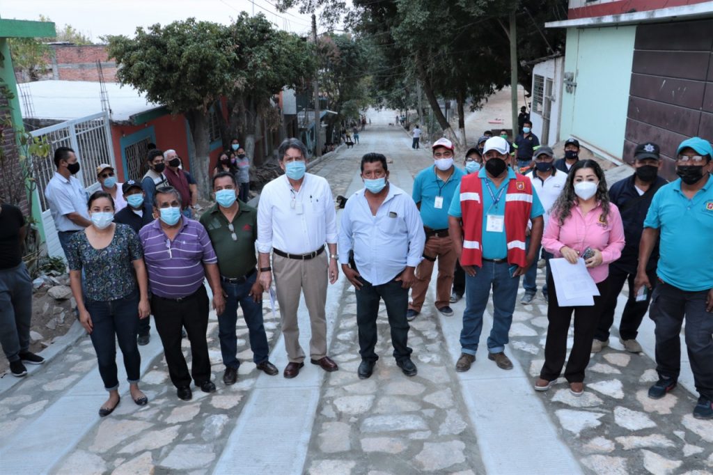 Alcalde de Tuxtla Carlos Morales Vázquez supervisa obras en Francisco I. Madero