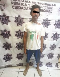 En Tapachula Policía Municipal detiene a ingrato sujeto que le pega a su madre