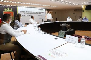 Gobierno de Chiapas otorga nombramientos de basificación a personal del Cecyte