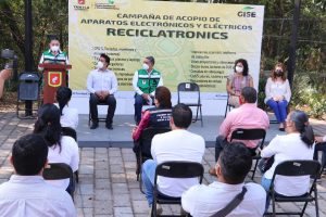 Karla Burguete, presidenta municipal de Tuxtla, pone en marcha campaña Reciclatronics 2021