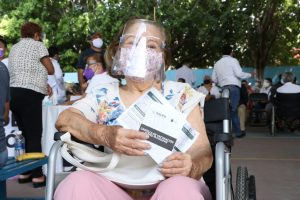 Se cumple meta de primera etapa de vacunación a personas adultas mayores en Tuxtla Gutiérrez
