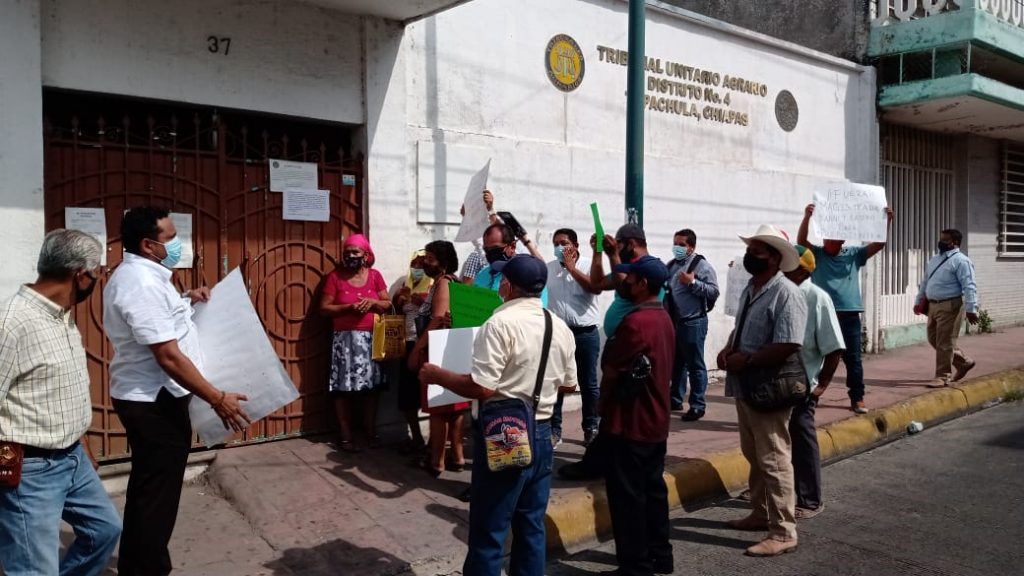 Ejidatarios inconformes con desempeño de Magistrada de Tribunal Agrario en Tapachula 