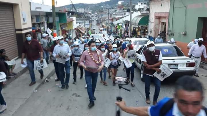 En Simojovel exigen frenar campaña anticipada de candidato de MORENA