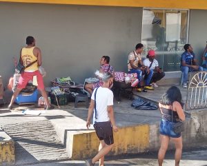 Extranjeros ponen en riesgo salud pública en Tapachula, renuentes a medidas anticovid 