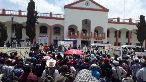 Indígenas tojolabales retienen a alcalde interino de Las Margaritas