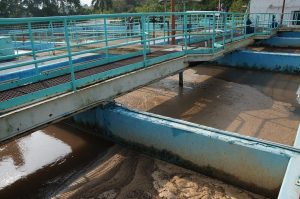 Invitan a tapachultecos cuidar el agua al disminuir la presión en el suministro