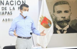 Proyecta Chiapas iniciar vacunación anti COVID-19 a mayores de 50 años en el mes de mayo
