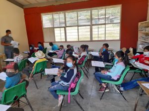 Sin inconvenientes el regreso a clases presenciales en más de mil 800 escuelas en Chiapas