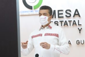 Chiapas, primera entidad en iniciar vacunación anti COVID-19 a población de 40 a 49 años