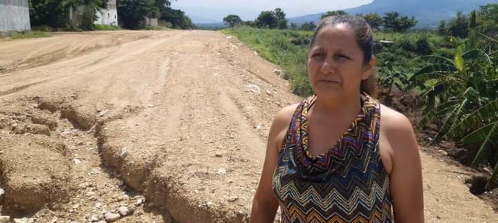 Colonos piden pavimentación de calles en colonias pobres de Tuxtla