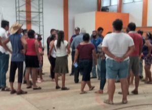 Inconformidad en Metapa de Domínguez por habilitar albergue para migrantes en auditorio municipal  