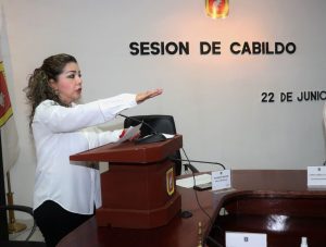 Toma protesta Karla Burguete Torrestiana al cargo de presidenta interina de Tuxtla Gutiérrez