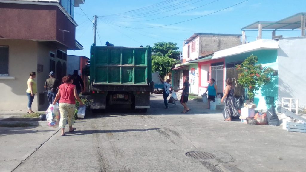 Arrendadora no permite uso de camiones compactadores de basura