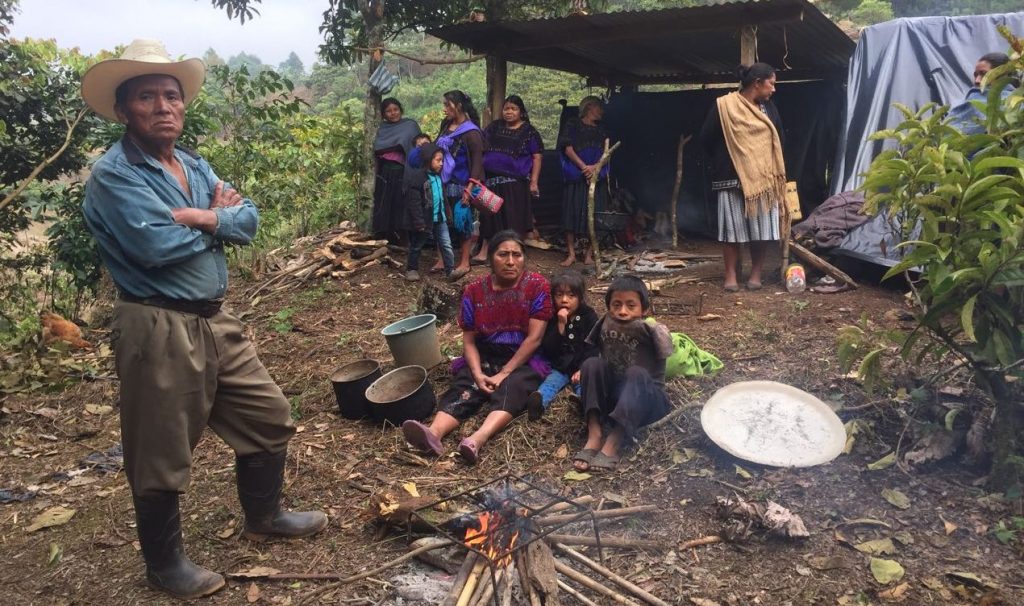 Indígenas de Chenalhó piden ayuda a la comunidad internacional