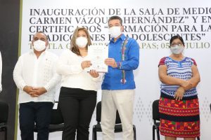 Rutilio Escandón inaugura la Sala de Medios “Mtra. Carmen Vázquez Hernández” en el Cecyte Chiapas
