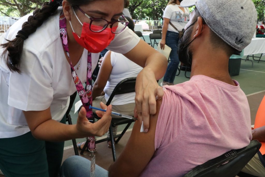 Tuxtla y Comitán tendrán actividades de vacunación anticovid este sábado