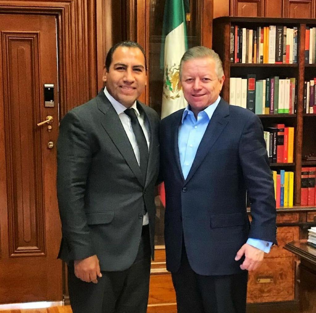 Arturo Zaldivar reconoce gestión de Eduardo Ramírez, como presidente del Senado