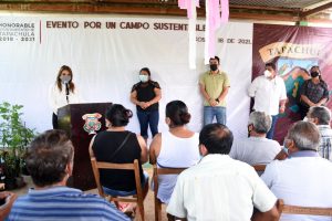 Ayuntamiento de Tapachula entrega apoyos "Por un campo sustentable" en Cantón Providencia