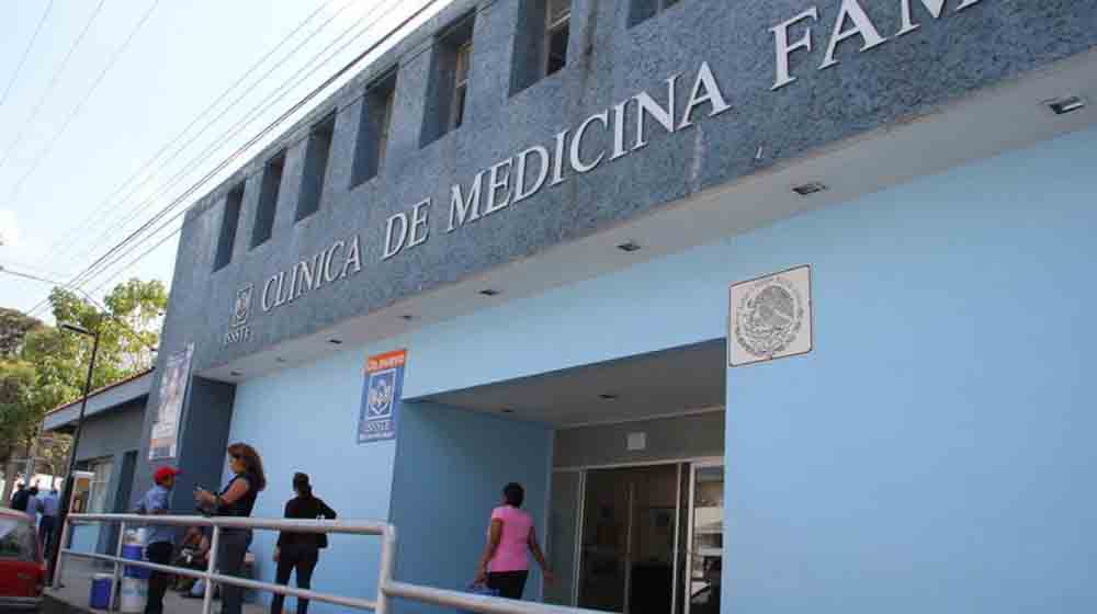 Médicos del ISSSTE hacen negocio con pacientes