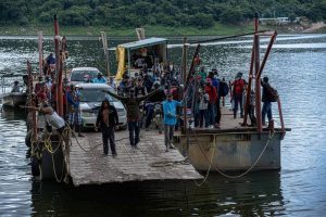 Migrantes haitianos huyen de Chiapas en peligrosas rutas
