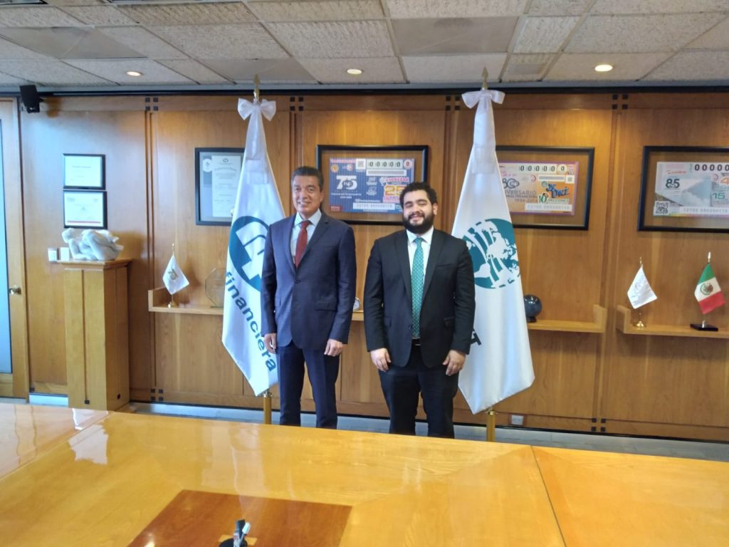 Rutilio Escandón se reúne con el director general de Nacional Financiera
