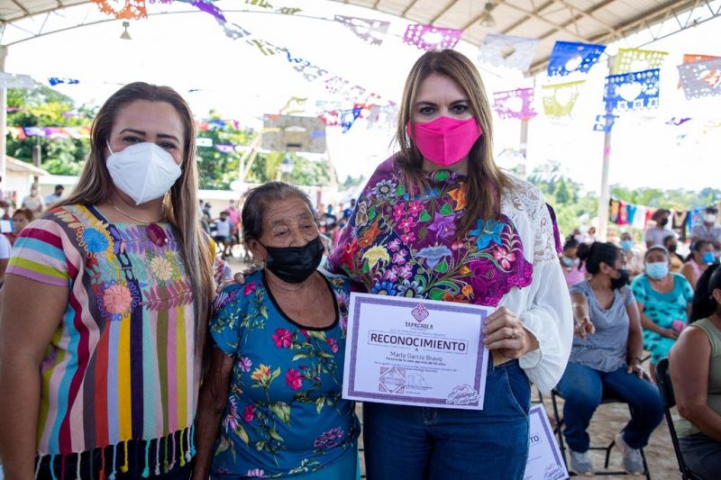 Ayuntamiento de Tapachula conmemora el Día Internacional de la Mujer Rural