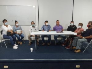Padres de familia de preparatorias protestan por actuación del Director de Educación Media Superior en Chiapas 
