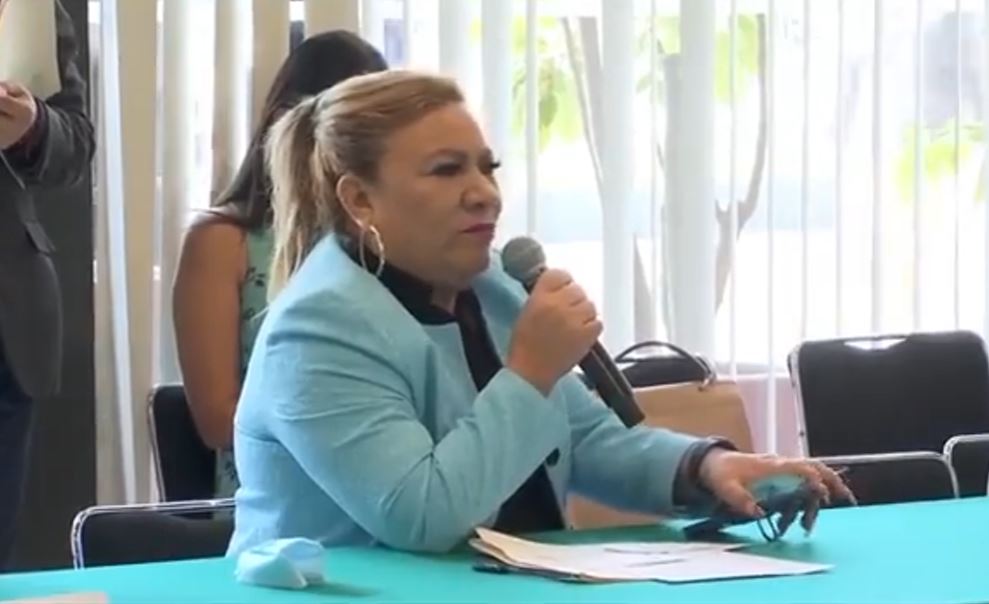 Pide alcaldesa de Suchiate a diputados federales intervenir para que aduanas de Guatemala agilicen entrada de tráileres 