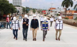 Rutilio Escandón constata avance del 75 % en paso a desnivel del Libramiento Sur y 11 Poniente de Tuxtla