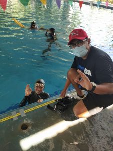 Tania Robles brinda apoyo a Ivonne Rodríguez que competirá en la 2ª Copa América de Apnea 2021