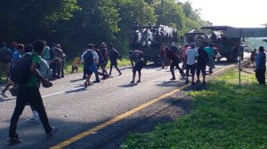 Enfrentamiento entre migrantes y la Guardia Nacional en Chiapas