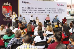 En Unión Juárez Rutilio inaugura el Centro de Monitoreo C4 y entrega equipamiento a policías