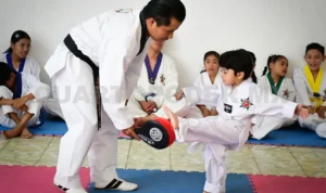 c2-1_focus_0_0_1125_667