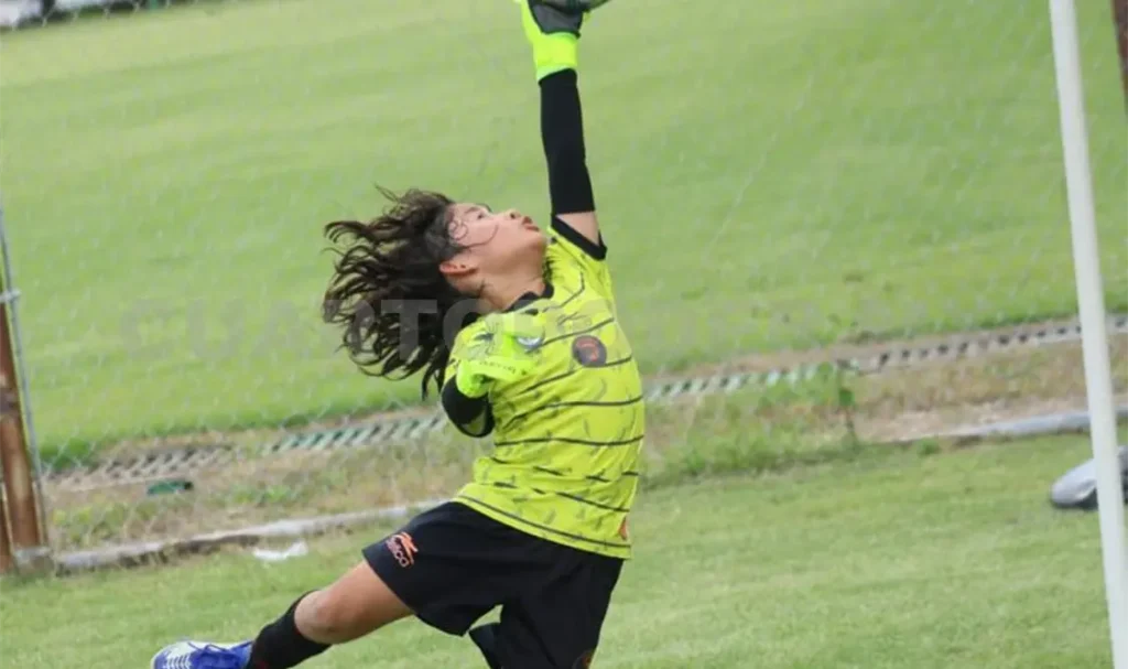 c4-1_focus_0_0_1125_667