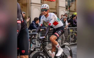 del-toro-ante-el-reto-de-conquistar-el-pais-vasco_cde18ac1-3738-4acf-ab02-d824d5bb6509_medialjnimgndimage=fullsize