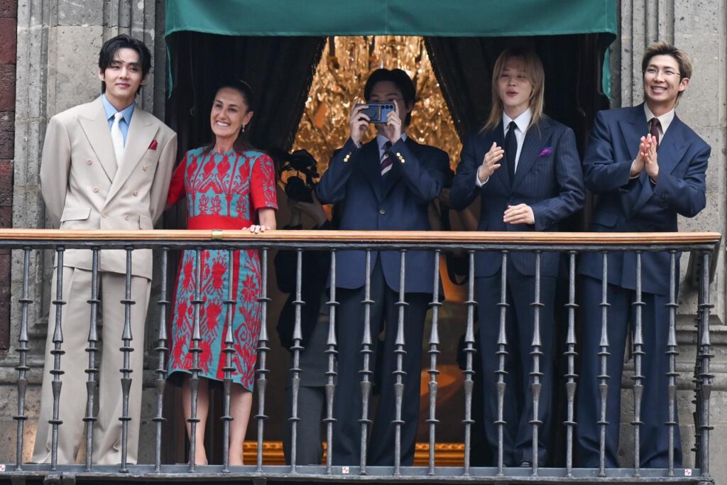 “La música y los valores unen a México y Corea del Sur” Presidenta Claudia Sheinbaum recibe a BTS en Palacio Nacional00002