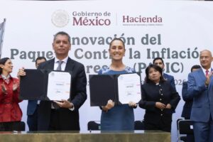 Presidenta Claudia Sheinbaum, empresas proveedoras y tiendas de autoservicio firman renovación del PACIC00001