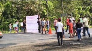 Protestan-habitantes-de-zona-baja-de-Tapachula-por-afectaciones-en-caminos-por-trabajos-en-Línea-K